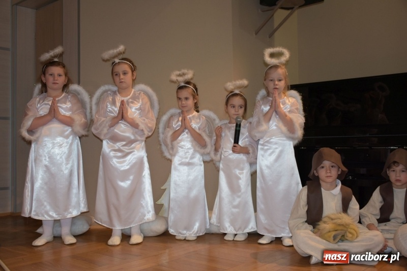 Zdjęcie w galerii na portalu naszraciborz.pl: Dzisiaj w Betlejem...Przegląd w Tworkowie  wiadomości z regionu