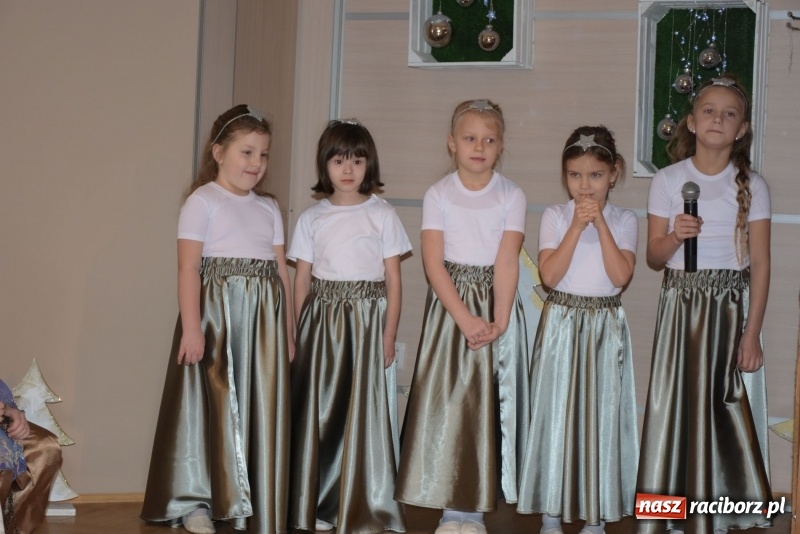 Zdjęcie w galerii na portalu naszraciborz.pl: Dzisiaj w Betlejem...Przegląd w Tworkowie  wiadomości z regionu