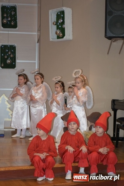 Zdjęcie w galerii na portalu naszraciborz.pl: Dzisiaj w Betlejem...Przegląd w Tworkowie  wiadomości z regionu