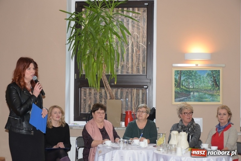 Zdjęcie w galerii na portalu naszraciborz.pl: Dzisiaj w Betlejem...Przegląd w Tworkowie  wiadomości z regionu