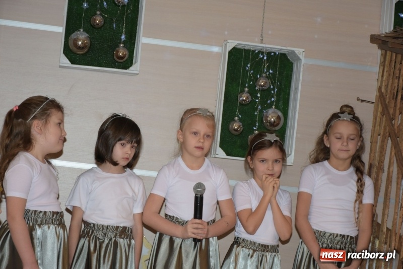 Zdjęcie w galerii na portalu naszraciborz.pl: Dzisiaj w Betlejem...Przegląd w Tworkowie  wiadomości z regionu