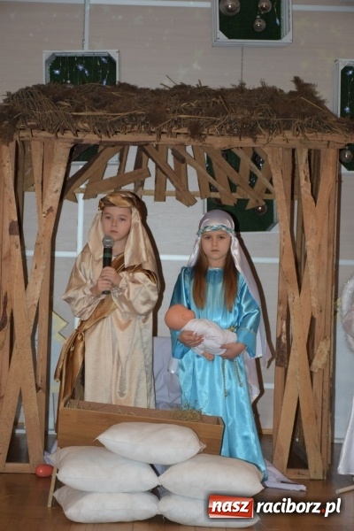 Zdjęcie w galerii na portalu naszraciborz.pl: Dzisiaj w Betlejem...Przegląd w Tworkowie  wiadomości z regionu
