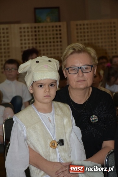 Zdjęcie w galerii na portalu naszraciborz.pl: Dzisiaj w Betlejem...Przegląd w Tworkowie  wiadomości z regionu