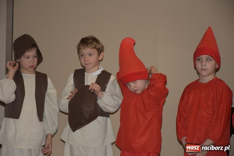 Zdjęcie w galerii na portalu naszraciborz.pl: Dzisiaj w Betlejem...Przegląd w Tworkowie  wiadomości z regionu