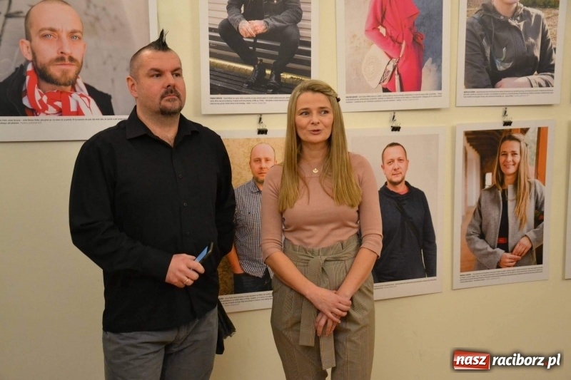 Zdjęcie w galerii na portalu naszraciborz.pl: 100 patriotów - na Zamku Piastowskim otwarto nową wystawę  wiadomości z regionu