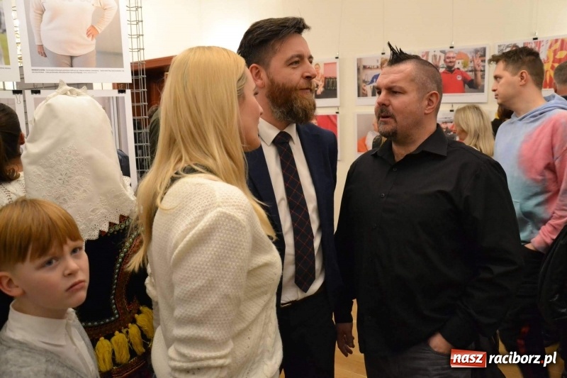 Zdjęcie w galerii na portalu naszraciborz.pl: 100 patriotów - na Zamku Piastowskim otwarto nową wystawę  wiadomości z regionu