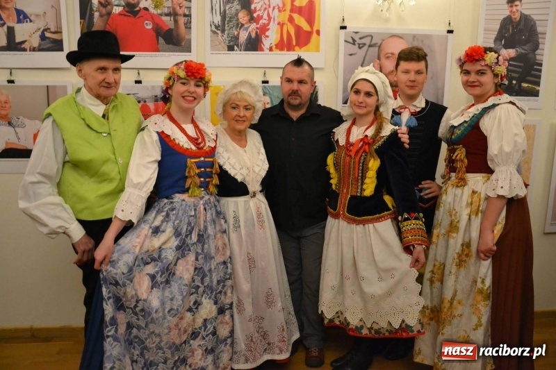 Zdjęcie w galerii na portalu naszraciborz.pl: 100 patriotów - na Zamku Piastowskim otwarto nową wystawę  wiadomości z regionu