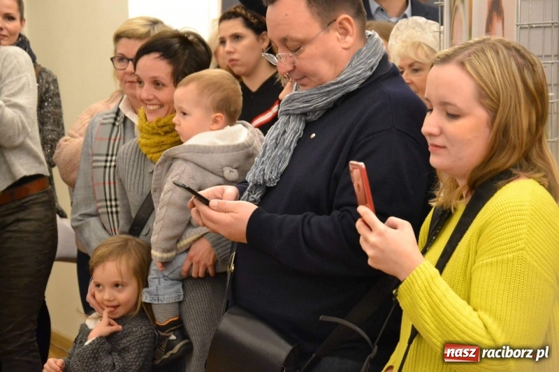 Zdjęcie w galerii na portalu naszraciborz.pl: 100 patriotów - na Zamku Piastowskim otwarto nową wystawę  wiadomości z regionu