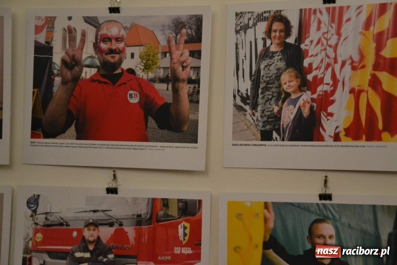 Zdjęcie w galerii na portalu naszraciborz.pl: 100 patriotów - na Zamku Piastowskim otwarto nową wystawę  wiadomości z regionu