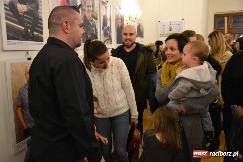 Zdjęcie w galerii na portalu naszraciborz.pl: 100 patriotów - na Zamku Piastowskim otwarto nową wystawę  wiadomości z regionu