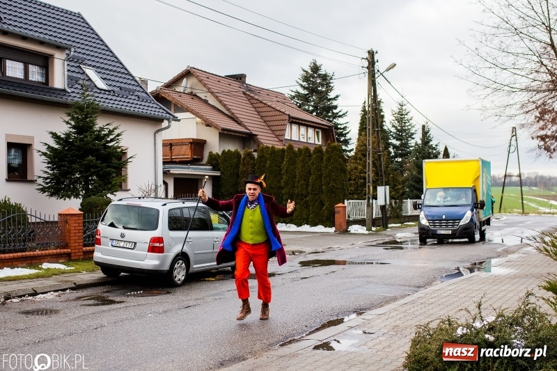 Zdjęcie w galerii na portalu naszraciborz.pl: Tysiąc książek od Empiku dla Szkoły Podstawowej w Rudniku wiadomości z regionu