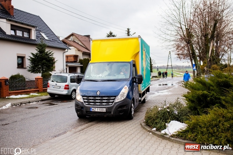 Zdjęcie w galerii na portalu naszraciborz.pl: Tysiąc książek od Empiku dla Szkoły Podstawowej w Rudniku wiadomości z regionu