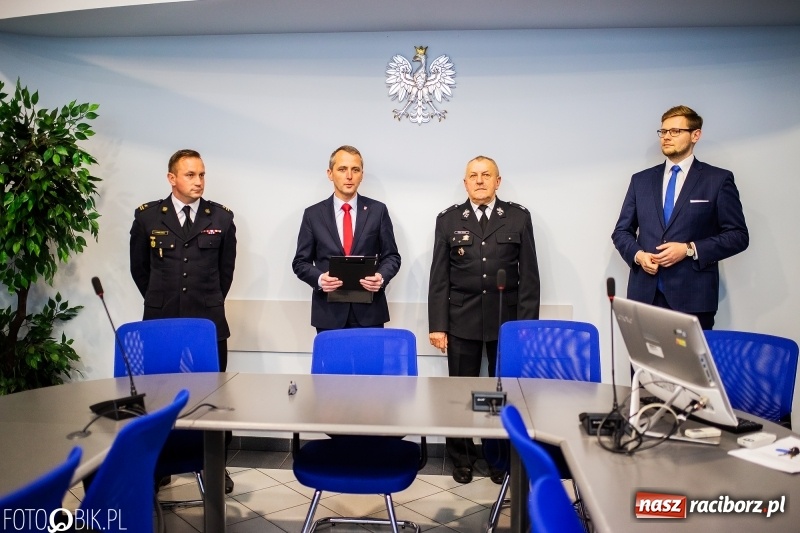 Zdjęcie w galerii na portalu naszraciborz.pl: Strażacy ochotnicy z raciborskich dzielnic odebrali sprzęt z Funduszu Sprawiedliwości wiadomości z regionu