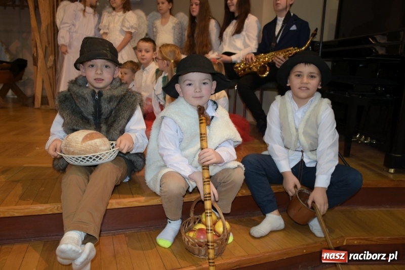 Zdjęcie w galerii na portalu naszraciborz.pl: Tworkowskie jasełka. Dzień drugi  wiadomości z regionu