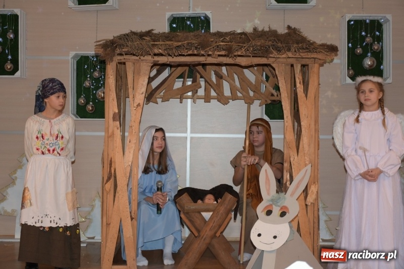 Zdjęcie w galerii na portalu naszraciborz.pl: Tworkowskie jasełka. Dzień drugi  wiadomości z regionu