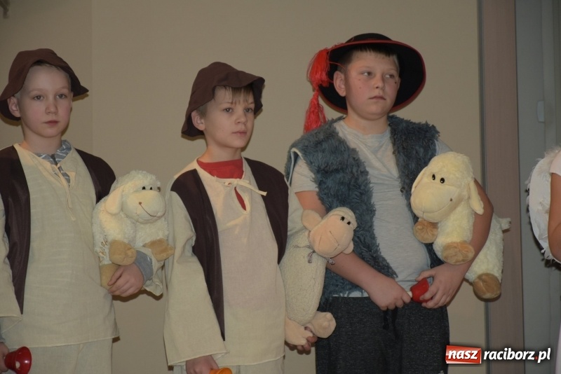 Zdjęcie w galerii na portalu naszraciborz.pl: Tworkowskie jasełka. Dzień drugi  wiadomości z regionu