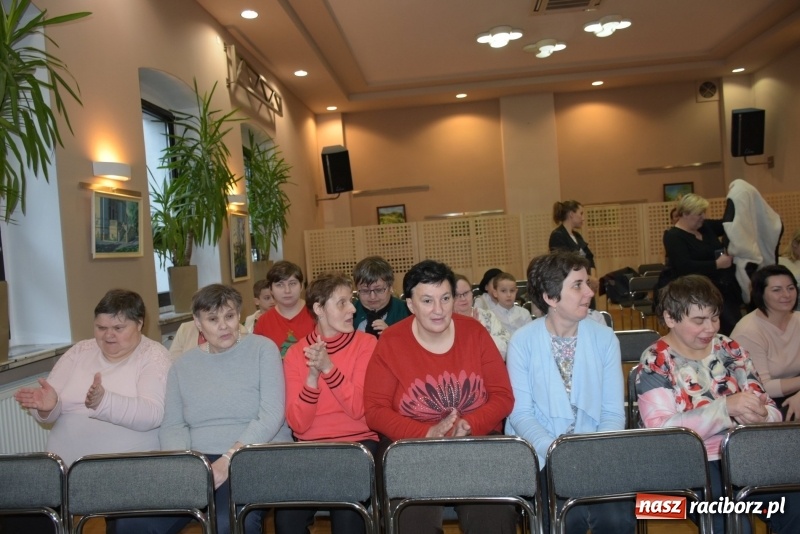 Zdjęcie w galerii na portalu naszraciborz.pl: Tworkowskie jasełka. Dzień drugi  wiadomości z regionu