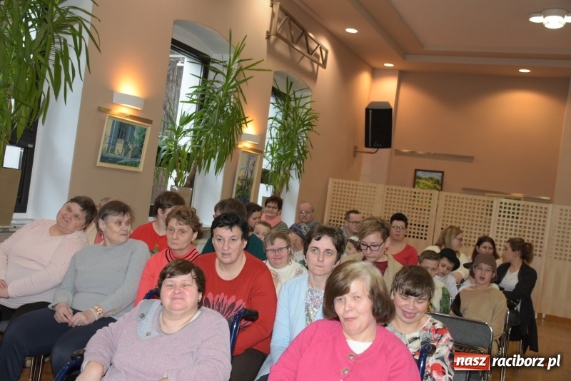 Zdjęcie w galerii na portalu naszraciborz.pl: Tworkowskie jasełka. Dzień drugi  wiadomości z regionu