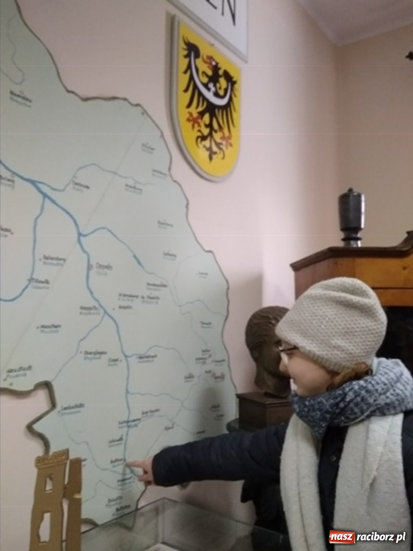 Zdjęcie w galerii na portalu naszraciborz.pl: Z Ostroga do Łubowic. Zimowe spotkanie z poetą  wiadomości z regionu