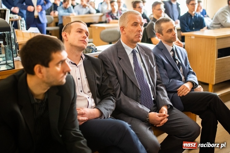 Zdjęcie w galerii na portalu naszraciborz.pl: Inteligentny dom najlepszym projektem dyplomowym w raciborskiej PWSZ wiadomości z regionu