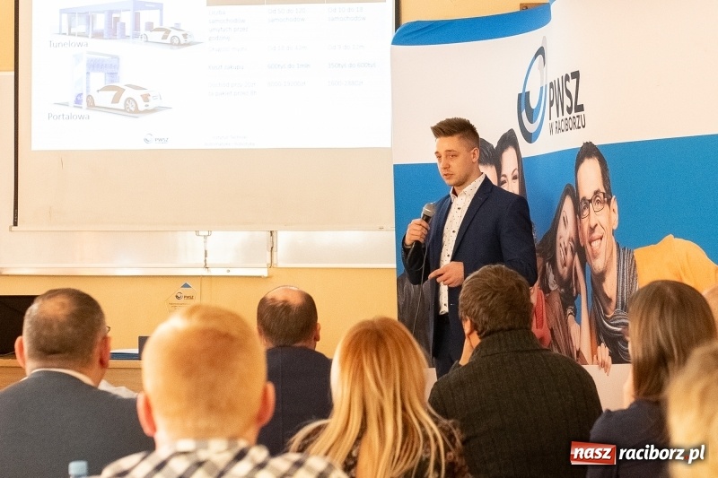 Zdjęcie w galerii na portalu naszraciborz.pl: Inteligentny dom najlepszym projektem dyplomowym w raciborskiej PWSZ wiadomości z regionu