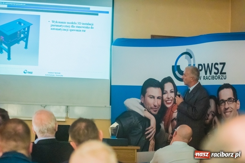 Zdjęcie w galerii na portalu naszraciborz.pl: Inteligentny dom najlepszym projektem dyplomowym w raciborskiej PWSZ wiadomości z regionu