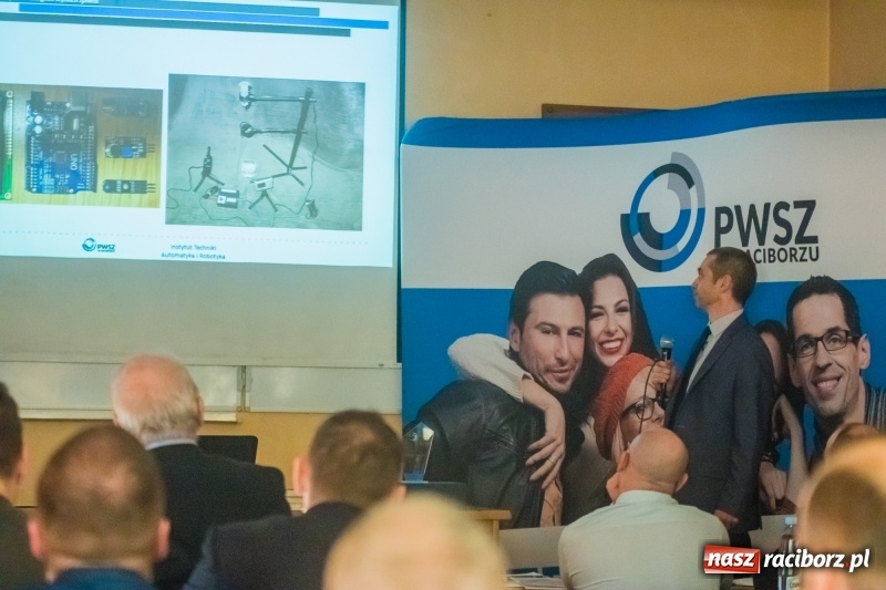 Zdjęcie w galerii na portalu naszraciborz.pl: Inteligentny dom najlepszym projektem dyplomowym w raciborskiej PWSZ wiadomości z regionu