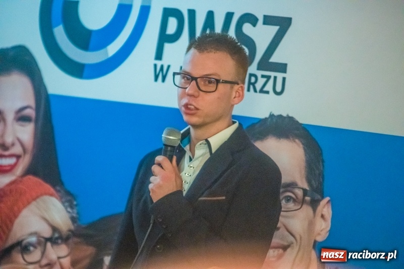 Zdjęcie w galerii na portalu naszraciborz.pl: Inteligentny dom najlepszym projektem dyplomowym w raciborskiej PWSZ wiadomości z regionu