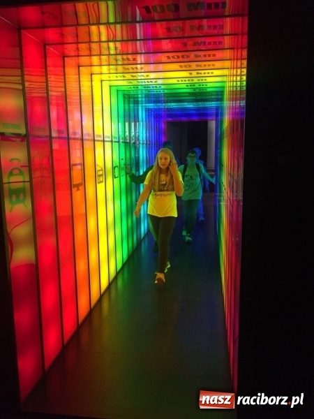 Zdjęcie w galerii na portalu naszraciborz.pl: Matematyczni Ryśliciele promują swoją książkę w powiecie! wiadomości z regionu