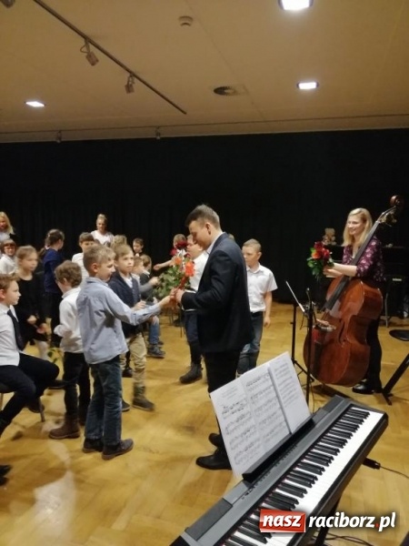 Zdjęcie w galerii na portalu naszraciborz.pl: Pierwszy w tym roku koncert umuzykalniający za nami wiadomości z regionu