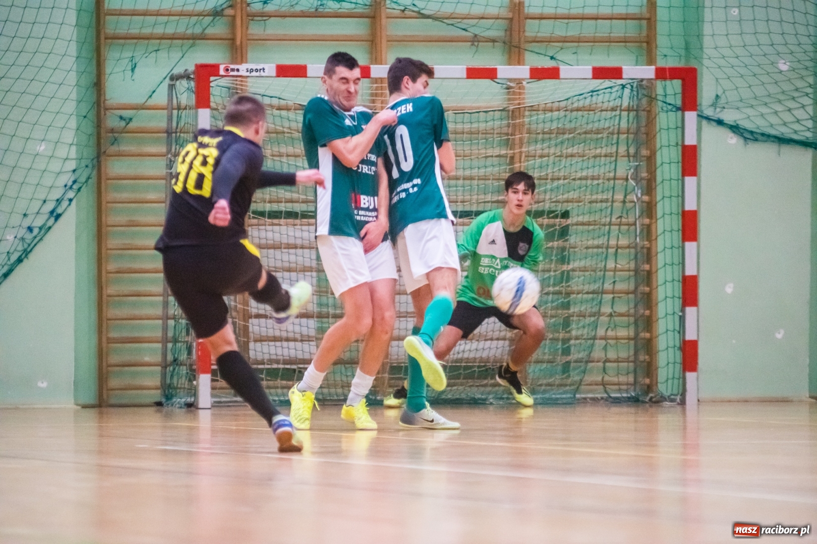 Zdjęcie w galerii na portalu naszraciborz.pl: PRD Kühn bez punktów w meczu kolejki FOTO i WIDEO wiadomości z regionu