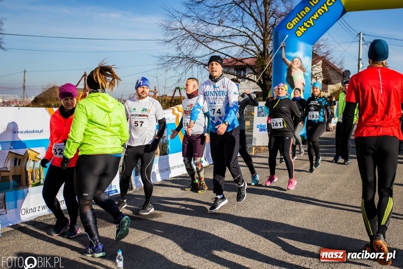 Zdjęcie w galerii na portalu naszraciborz.pl: VII Eko-Okna Cross po Ziemi Pietrowickiej. Na trasie prawie 300 biegaczy wiadomości z regionu