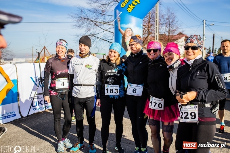 Zdjęcie w galerii na portalu naszraciborz.pl: VII Eko-Okna Cross po Ziemi Pietrowickiej. Na trasie prawie 300 biegaczy wiadomości z regionu