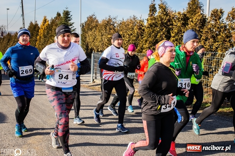 Zdjęcie w galerii na portalu naszraciborz.pl: VII Eko-Okna Cross po Ziemi Pietrowickiej. Na trasie prawie 300 biegaczy wiadomości z regionu