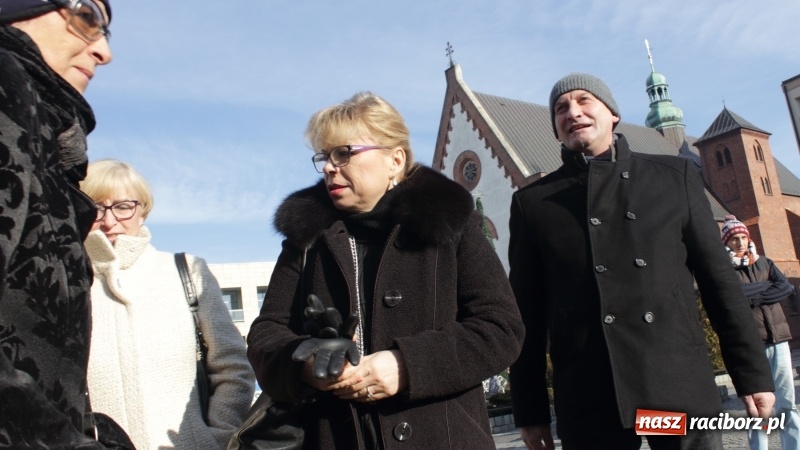Zdjęcie w galerii na portalu naszraciborz.pl: Raciborskie pożegnanie śp. Pawła Adamowicza w obiektywie Artura Wierzbickiego  wiadomości z regionu