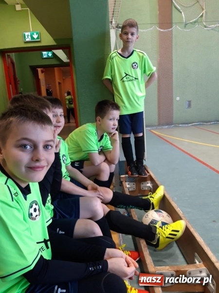 Zdjęcie w galerii na portalu naszraciborz.pl: Pierwsze miejsce orlików z Tworkowa na turnieju w Rydułtowach wiadomości z regionu