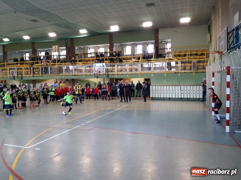 Zdjęcie w galerii na portalu naszraciborz.pl: Pierwsze miejsce orlików z Tworkowa na turnieju w Rydułtowach wiadomości z regionu