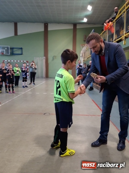 Zdjęcie w galerii na portalu naszraciborz.pl: Pierwsze miejsce orlików z Tworkowa na turnieju w Rydułtowach wiadomości z regionu