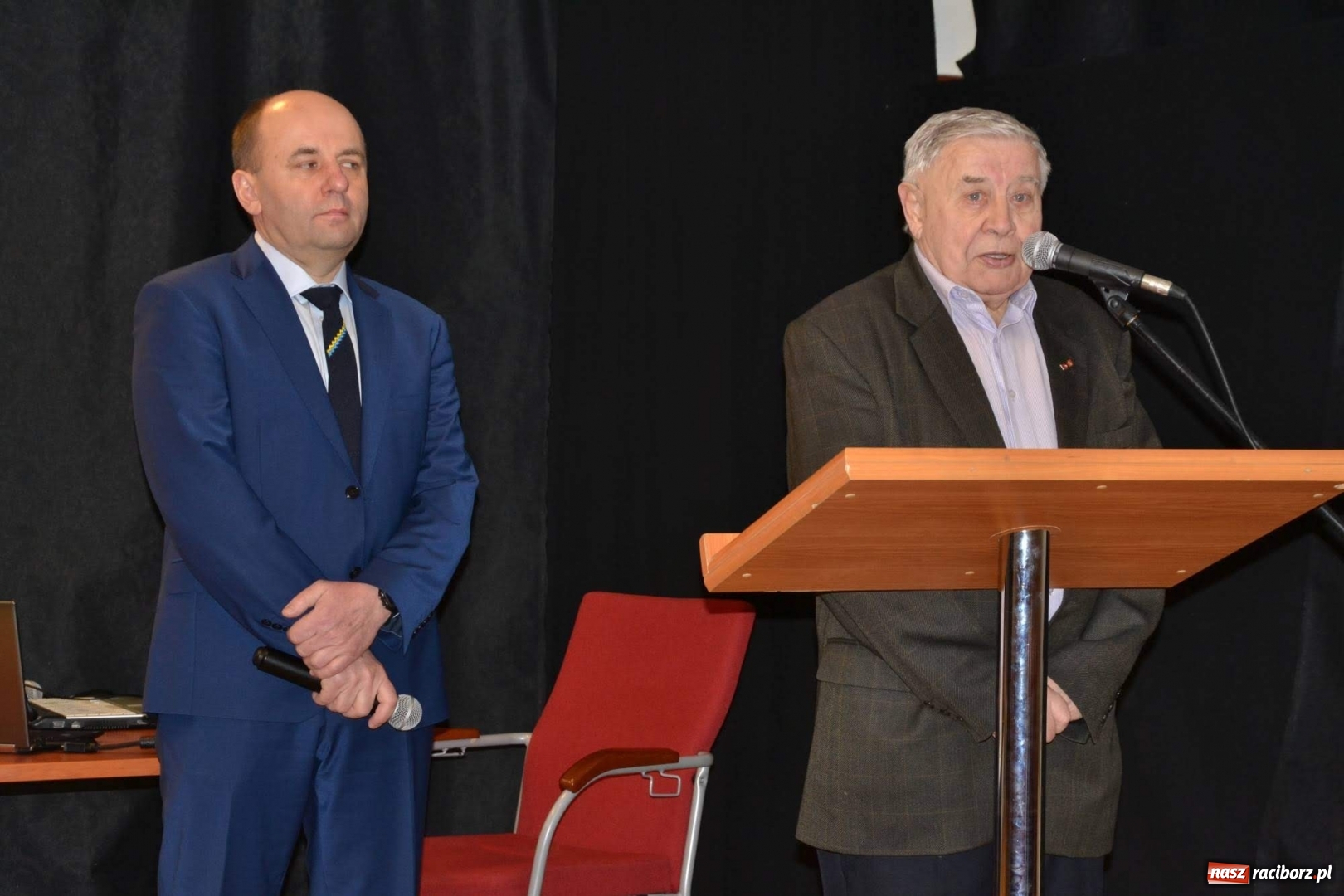 Zdjęcie w galerii na portalu naszraciborz.pl: Konferencja szkoleniowa dla trenerów na zamku  wiadomości z regionu