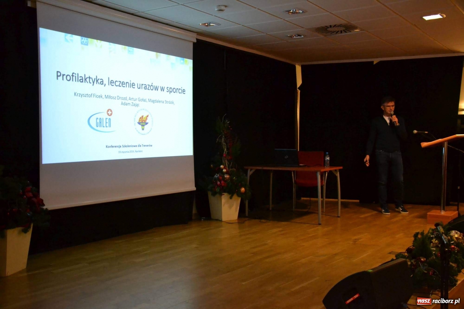 Zdjęcie w galerii na portalu naszraciborz.pl: Konferencja szkoleniowa dla trenerów na zamku  wiadomości z regionu