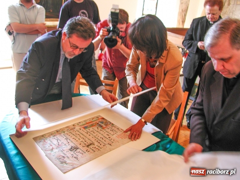 Zdjęcie w galerii na portalu naszraciborz.pl: Wyjątkowe wydarzenie w raciborskim Muzeum. Odśpiewano dwie karty dominikańskiego graduału WIDEO wiadomości z regionu