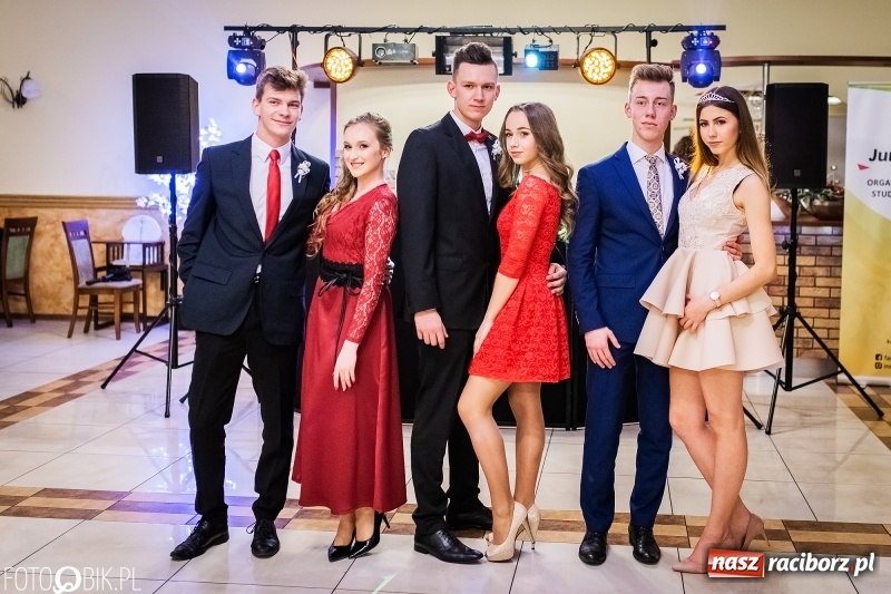 Zdjęcie w galerii na portalu naszraciborz.pl: Bal maturalny raciborskiej Budowlanki  wiadomości z regionu