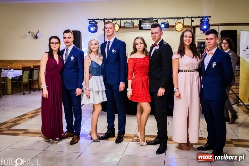 Zdjęcie w galerii na portalu naszraciborz.pl: Bal maturalny raciborskiej Budowlanki  wiadomości z regionu