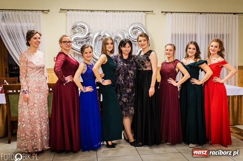 Zdjęcie w galerii na portalu naszraciborz.pl: Bal maturalny raciborskiej Budowlanki  wiadomości z regionu