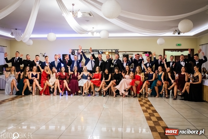 Zdjęcie w galerii na portalu naszraciborz.pl: Bal maturalny raciborskiej Budowlanki  wiadomości z regionu
