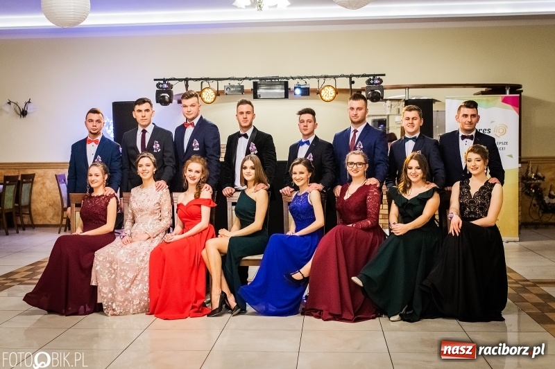 Zdjęcie w galerii na portalu naszraciborz.pl: Bal maturalny raciborskiej Budowlanki  wiadomości z regionu