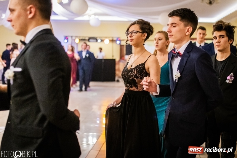 Zdjęcie w galerii na portalu naszraciborz.pl: Bal maturalny raciborskiej Budowlanki  wiadomości z regionu