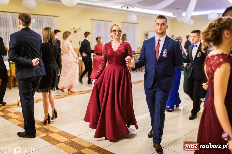 Zdjęcie w galerii na portalu naszraciborz.pl: Bal maturalny raciborskiej Budowlanki  wiadomości z regionu