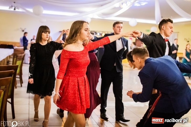 Zdjęcie w galerii na portalu naszraciborz.pl: Bal maturalny raciborskiej Budowlanki  wiadomości z regionu