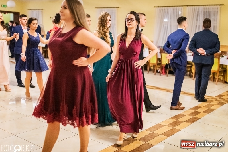 Zdjęcie w galerii na portalu naszraciborz.pl: Bal maturalny raciborskiej Budowlanki  wiadomości z regionu